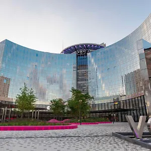 Park By Radisson West Niederlande